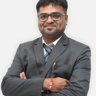 Dr. Nilav shah Nephrologist Bhavnagar